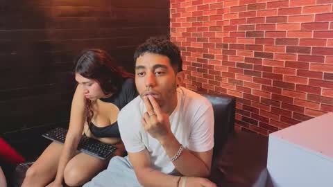 Snapshot of annyeli_bigtits chatting on 2, 12, 2025 annyeli_bigtits online show from 2, 12, 2025