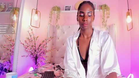 Snapshot of annyfiore chatting on 24, 1, 2025 Anny online show from 24, 1, 2025