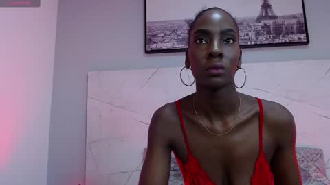 Snapshot of annyfiore chatting on 2, 11, 2025 Anny online show from 2, 11, 2025