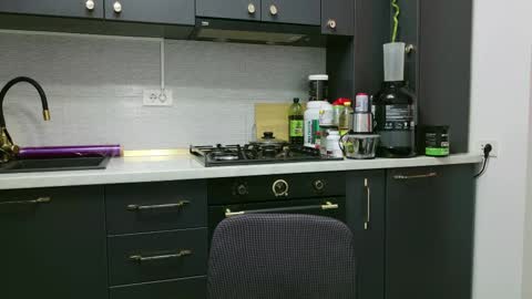 Annyfit4you online show from 4, 3, 2025