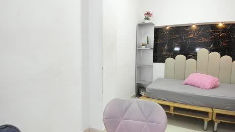 Anny online show from 15, 10, 2025