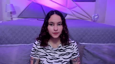 AnnyT online show from 8, 1, 2025