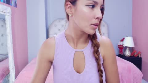 AnnyXhot online show from 28, 1, 2025