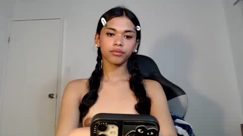 Snapshot of anok_yaii chatting on 25, 11, 2025 anok_yaii online show from 25, 11, 2025