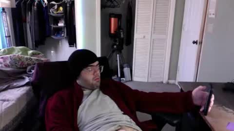 Snapshot of anonman12 chatting on 1, 2, 2026 anonman12 online show from 1, 2, 2026