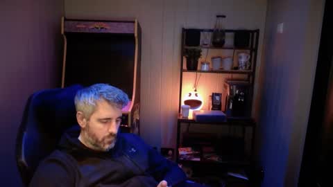 anonymousblokeuk online show from 20, 2, 2025