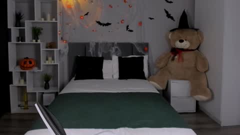 Anora online show from 26, 10, 2025