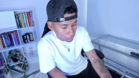 Snapshot of anozly chatting on 14, 3, 2026 anozly online show from 14, 3, 2026