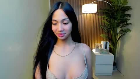 Snapshot of anqelic chatting on 15, 12, 2024 Stacy Maurice online show from 15, 12, 2024