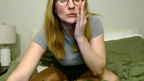 Snapshot of ansleypage chatting on 23, 2, 2026 heyitsansley online show from 23, 2, 2026