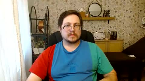 Answer4242 online show from 28, 9, 2025