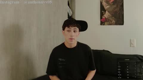 Snapshot of anthonny_05 chatting on 3, 11, 2025 TONY NEW ACCOUNT online show from 3, 11, 2025