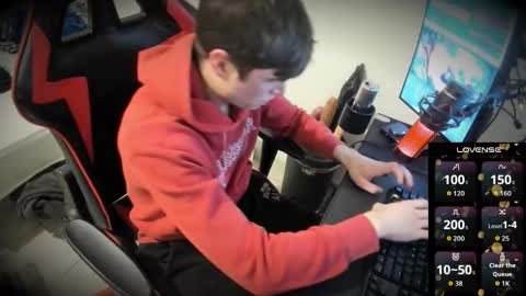 Snapshot of anthonyloveseks chatting on 1, 12, 2025 Anthony online show from 1, 12, 2025