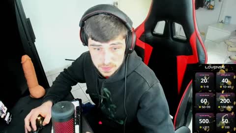 Snapshot of anthonyloveseks chatting on 13, 4, 2026 Anthony online show from 13, 4, 2026