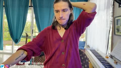 Antinoo Gnothi online show from 4, 12, 2024