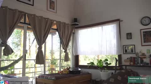 Antinoo Gnothi online show from 18, 1, 2025