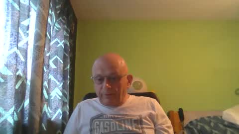 Snapshot of antmatt2025 chatting on 11, 5, 2026 antmatt2025 online show from 11, 5, 2026