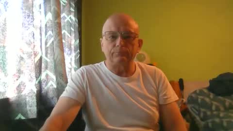 Snapshot of antmatt2025 chatting on 13, 5, 2026 antmatt2025 online show from 13, 5, 2026