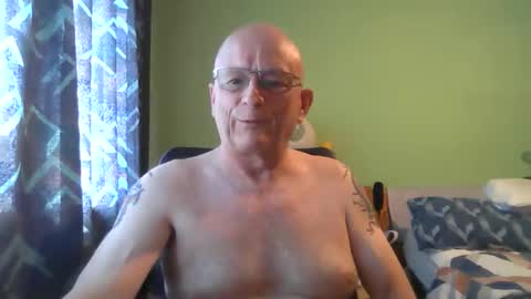 Snapshot of antmatt2025 chatting on 29, 5, 2026 antmatt2025 online show from 29, 5, 2026