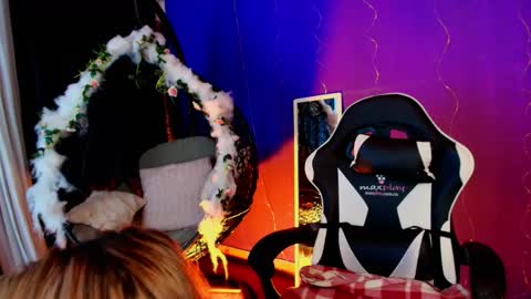 Antonella online show from 23, 12, 2025