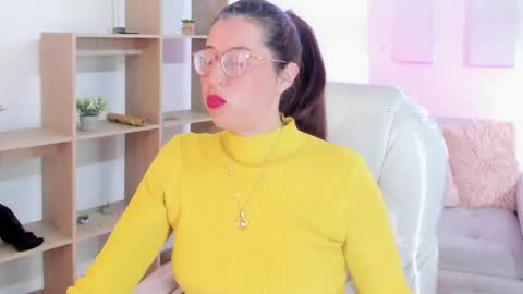 Antonella online show from 4, 10, 2025