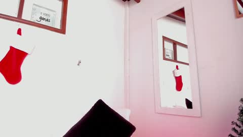 Antonela online show from 7, 12, 2024