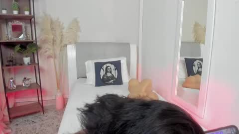 Antonela online show from 1, 10, 2025