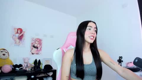 Snapshot of antonella_28_ chatting on 20, 11, 2025 Antonella online show from 20, 11, 2025