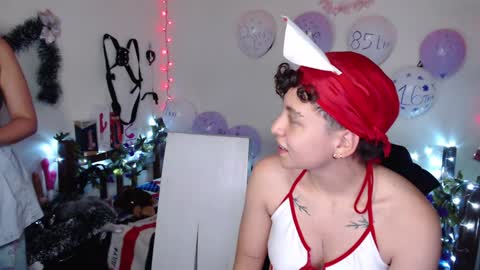 Snapshot of antonella_cruz02 chatting on 22, 12, 2024 anto ford02 online show from 22, 12, 2024