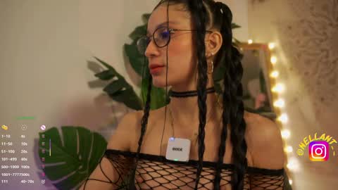 Nell. online show from 9, 3, 2026