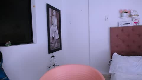 antonella online show from 8, 1, 2025