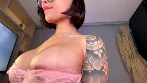 Snapshot of antonella_silva chatting on 5, 6, 2026 Anto online show from 5, 6, 2026