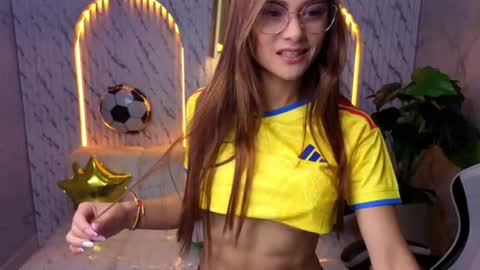 Snapshot of antonella_tx_ chatting on 27, 6, 2026 Follow me.. Live 1430 to 2100 online show from 27, 6, 2026