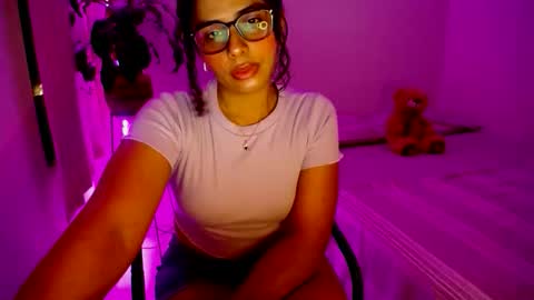 Antonella online show from 7, 11, 2025