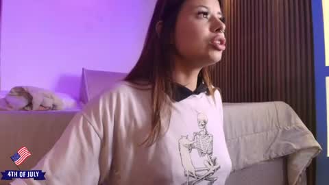 Snapshot of antonellagarcia0 chatting on 4, 7, 2026 Antonella online show from 4, 7, 2026