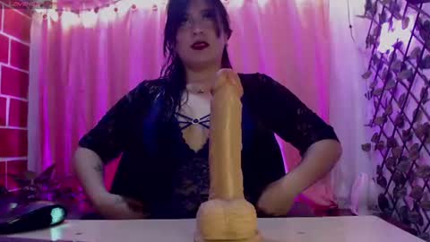 Snapshot of antonellahill_ chatting on 23, 7, 2026 Antonella GTM- 5 1800 0300am online show from 23, 7, 2026