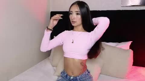 antonellariva_ online show from 1, 7, 2026
