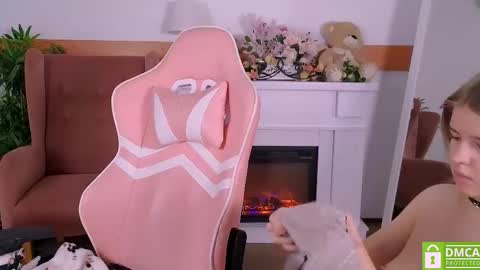 Snapshot of antonia_ferrero chatting on 24, 2, 2026 antonia_ferrero online show from 24, 2, 2026