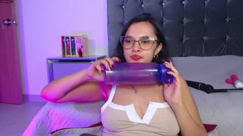 Snapshot of antonia_franco chatting on 14, 7, 2026 Antonia online show from 14, 7, 2026