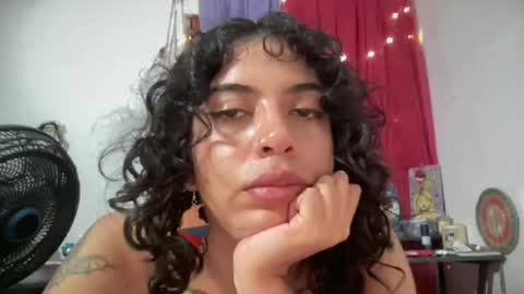 Snapshot of antoniabloom chatting on 3, 12, 2025 Antonia online show from 3, 12, 2025