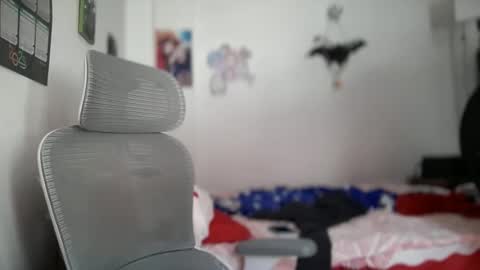 Snapshot of antoniabloom chatting on 3, 12, 2025 Antonia online show from 3, 12, 2025