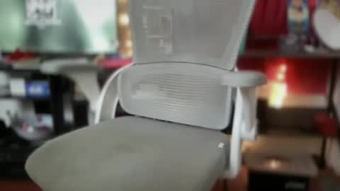 Snapshot of antoniabloom chatting on 16, 12, 2025 Antonia online show from 16, 12, 2025