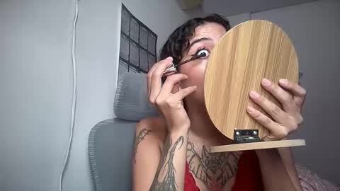 Snapshot of antoniabloom chatting on 5, 1, 2026 Antonia online show from 5, 1, 2026