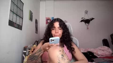 Snapshot of antoniabloom chatting on 6, 1, 2026 Antonia online show from 6, 1, 2026