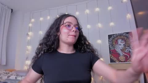 Antonia online show from 5, 3, 2025