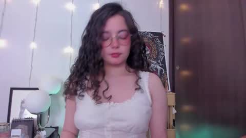 Antonia online show from 2, 10, 2025