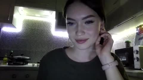 Snapshot of antonina25440 chatting on 26, 9, 2025 antonina25440 online show from 26, 9, 2025