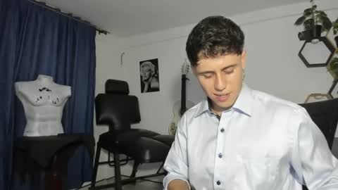 Snapshot of antonnello_ chatting on 8, 3, 2025 antonnello_ online show from 8, 3, 2025