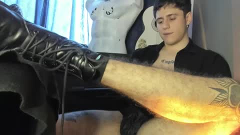Snapshot of antonnello_ chatting on 12, 9, 2025 antonnello_ online show from 12, 9, 2025