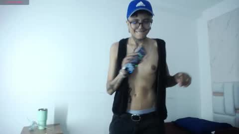 Snapshot of antony_d_ossa chatting on 2, 6, 2026 antony_d_ossa online show from 2, 6, 2026